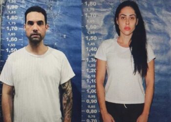 Fotos mostram Jairinho e Monique presos após morte de Henry
