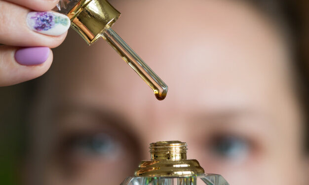 Boticário relança fragrância de 1984 para mãe cujo filho morreu de Covid-19