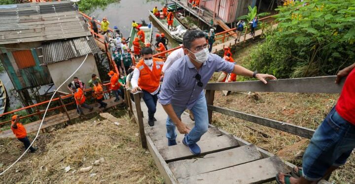 Prefeito decreta situação de emergência devido à cheia do rio Negro