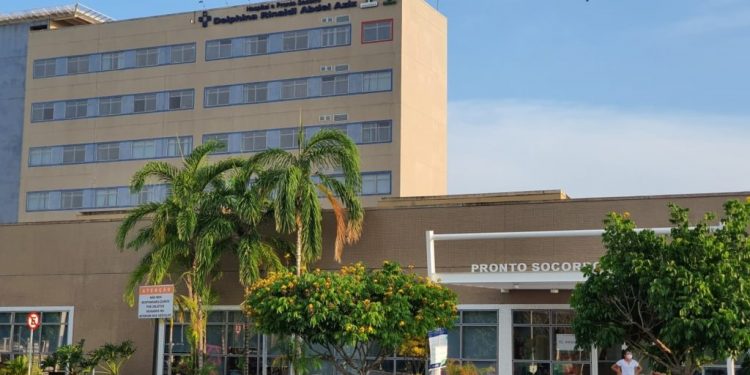Hospital Delphina Aziz começa a receber pacientes não Covid para desafogar outros hospitais
