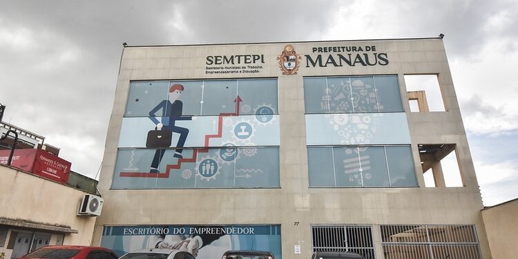 Prefeitura divulga lista dos selecionados para cursos gratuitos em Manaus