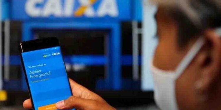 Trabalhadores nascidos em fevereiro podem sacar auxílio emergencial