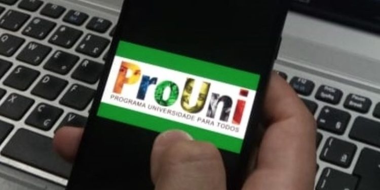 Bolsas do Prouni: prazo para entrega de documentos termina hoje