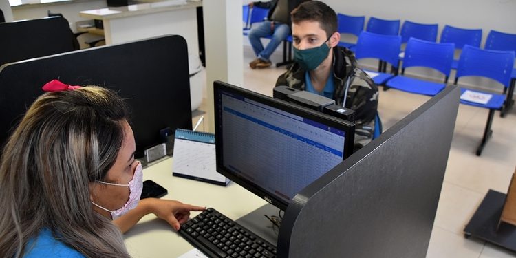 IEL abre vagas de estágio com bolsas de até R$ 1.100 em Manaus