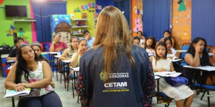 Estão abertas as inscrições para 62 cursos profissionalizantes do Cetam