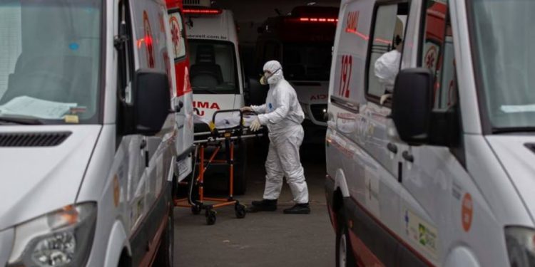 Amazonas registra 383 novos casos de Covid e 9 mortes pela doença