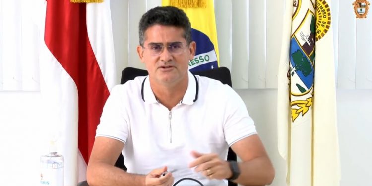 David Almeida anuncia retorno dos ônibus em Manaus
