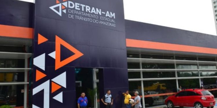 Atendimentos suspensos no Detran-AM são reagendados; confira