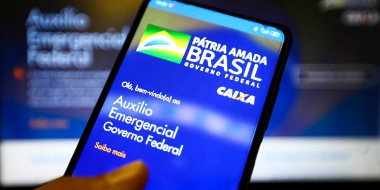 Caixa paga hoje auxílio emergencial a nascidos em outubro