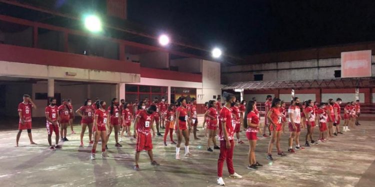 Boi Garantido realiza seletiva de novos dançarinos do Garantido Show em Parintins