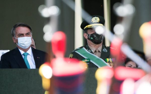 Comandante do Exército diz que Forças Armadas estão prontas para “cumprir missão”