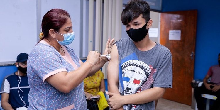 Amazonas tem 2.710.570 doses aplicadas de vacina contra Covid-19