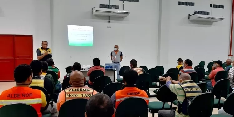 Detran abre cursos para quatro modalidades de transportes no Amazonas