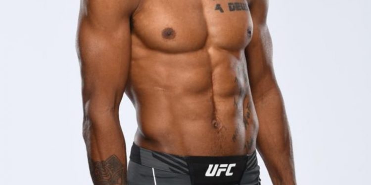 Atleta do UFC, Alan Nuguette participa de aulão solidário em Manaus