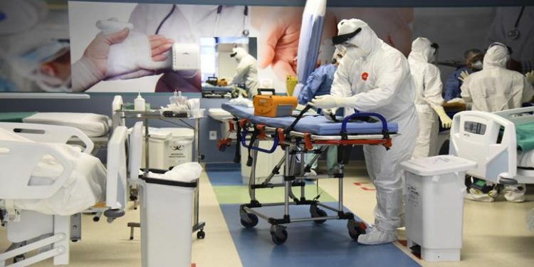 Pela terceira vez em 2021, Amazonas não registra nenhuma morte por Covid em 24h