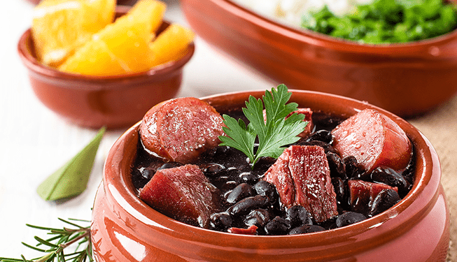 Casa Vhida em Manaus realiza mais uma edição da Feijoada no Pote