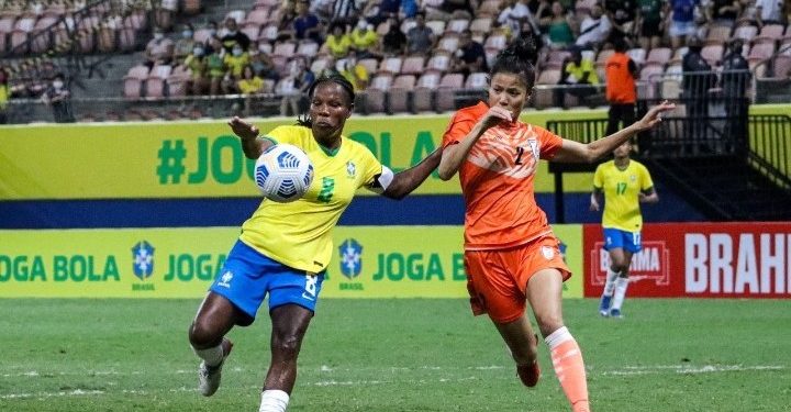 Brasil goleia a Índia em rodada de abertura do Torneio Internacional de Futebol Feminino