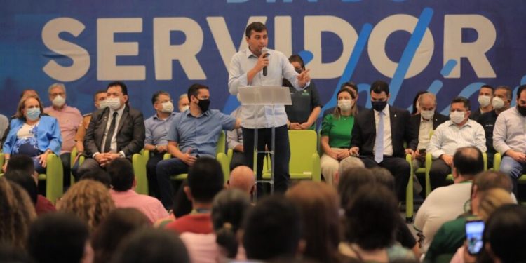 Wilson Lima antecipa segunda parcela do 13° salário para mais de 117 mil servidores, entre ativos, aposentados e pensionistas