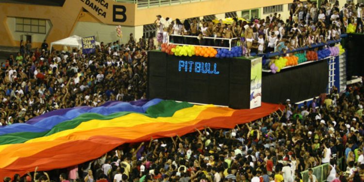 Parada do Orgulho LGBTQ+ acontece neste domingo, no Centro de Manaus