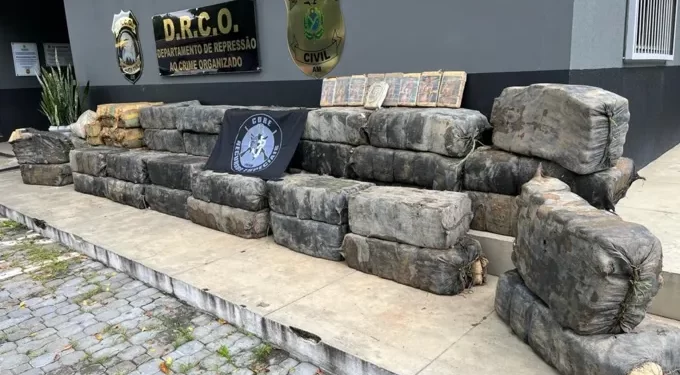 Membros de organização criminosa são presos com mais de 3 toneladas de drogas no AM