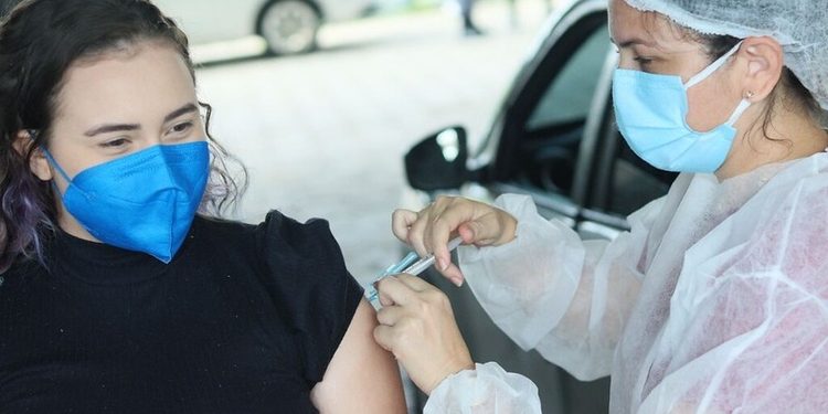 Manaus terá 51 pontos de vacinação contra a Covid-19 nesta semana