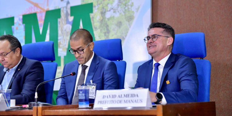 ECONOMIA – Prefeito participa da 310ª reunião do CAS e comemora assinatura do contrato de gestão do CBA